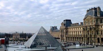Grand Palais, Louvre e Pompidou: la Francia continua a investire nei musei