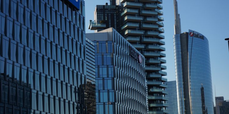 Coima rileva 11 immobili a Milano e Roma per 300 milioni di euro
