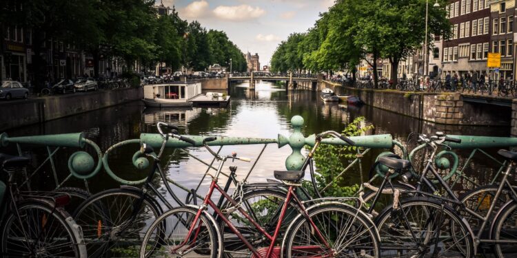 Aviva Investors acquisisce un immobile sostenibile nel business district di Amsterdam