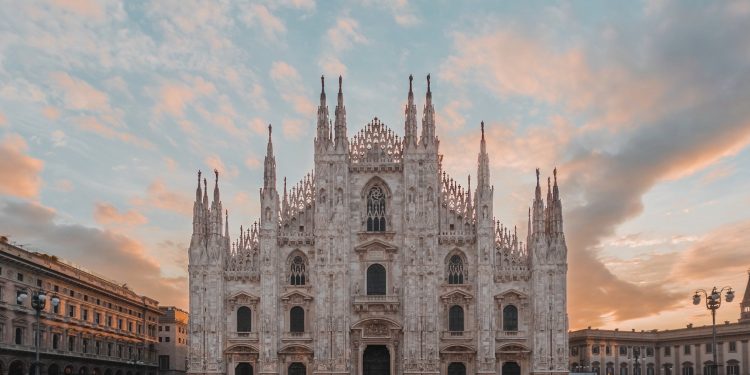 Amundi RE acquista edificio di 11.200 mq nel centro storico di Milano