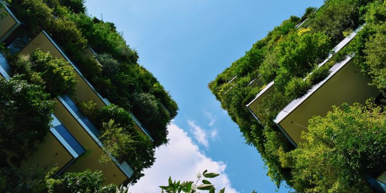 Milano domina la classifica degli investimenti immobiliari in Italia