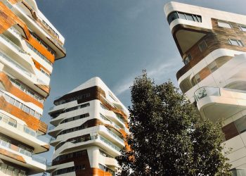 Istat, prezzi delle case su del 5,2% nel Q2 2022