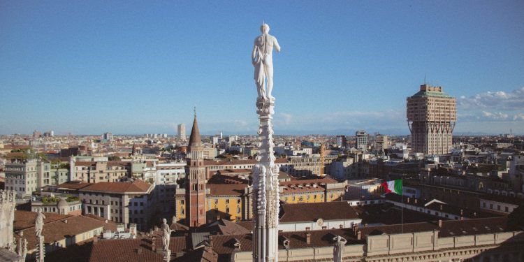 Milano, mutuo per un trilocale costa 74 euro in più al mese