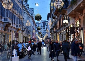 Via Montenapoleone regina del lusso dietro solo a New York e Hong Kong