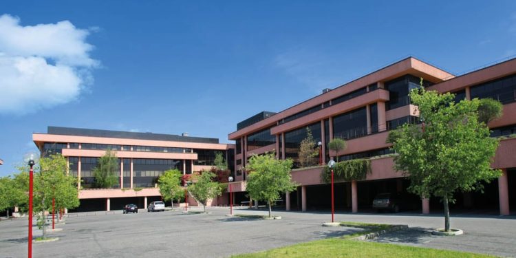 Akno compra da Cromwell Property Group e Goldman Sachs AM un centro direzionale