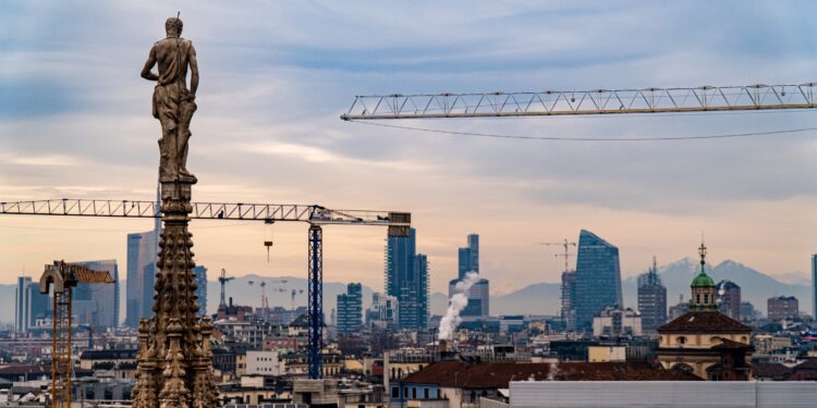 InvestiRe Sgr gestirà 9 asset tra Milano e Torino di proprietà di Reale Immobili