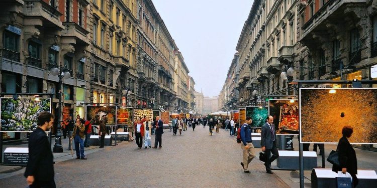 InvestiRe Sgr, locato a Calvin Klein uno spazio commerciale in via Dante a Milano