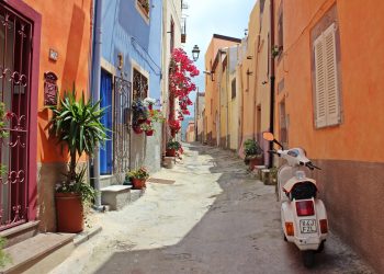 Nel 2023 attese 700.000 compravendite e prezzi in rialzo tra 1% e 3%