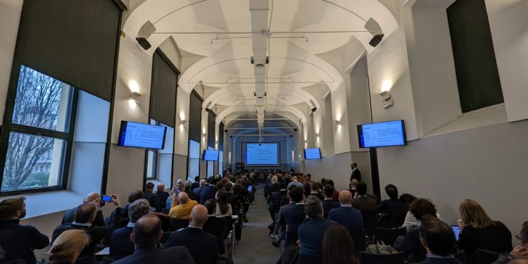 Investimenti per 40 mld euro nel retail europeo (+20%) nel 2022