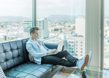 JLL,  le imprese devono ottimizzare investimenti immobiliari in ottica people first