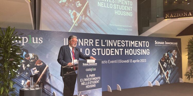 Scenari Immobiliari, servono 130mila posti letto per fuori sede