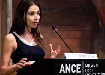 A Milano mancano 89.000 posti auto di giorno e 34.500 per la notte