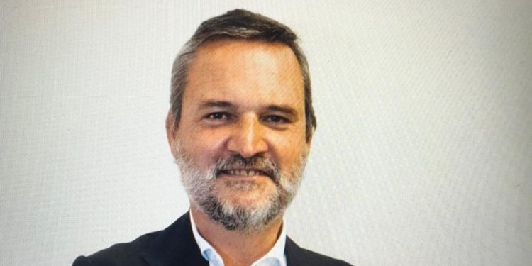 Oneshot, Armando Borghi entra nel Cda