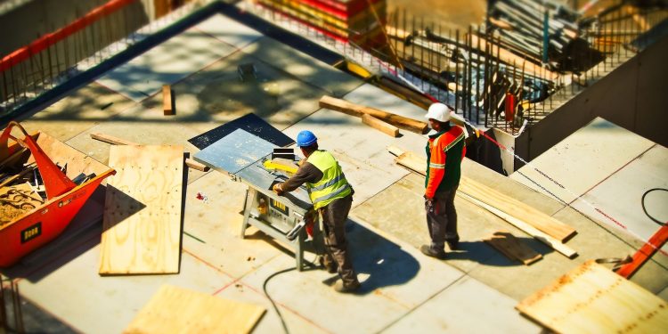 Usa, avvio nuovi cantieri cala in agosto