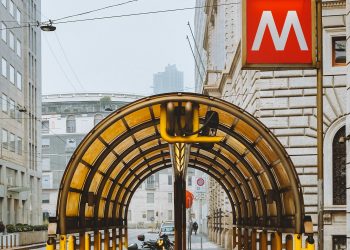 Effetto metrò a Milano, prezzi del nuovo su del 36% vicino alle fermate