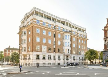 Grosvenor vende per 63,4 milioni di euro la sede londinese di Eni