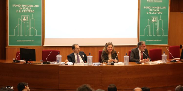 Fondi immobiliari, in Italia patrimonio a 127 mld di euro