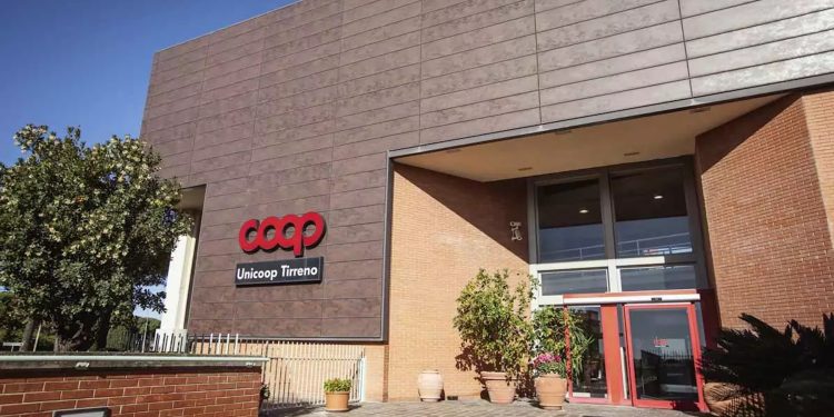 Tikehau Capital acquisisce 5 supermercati da Unicoop Tirreno per 37mln €