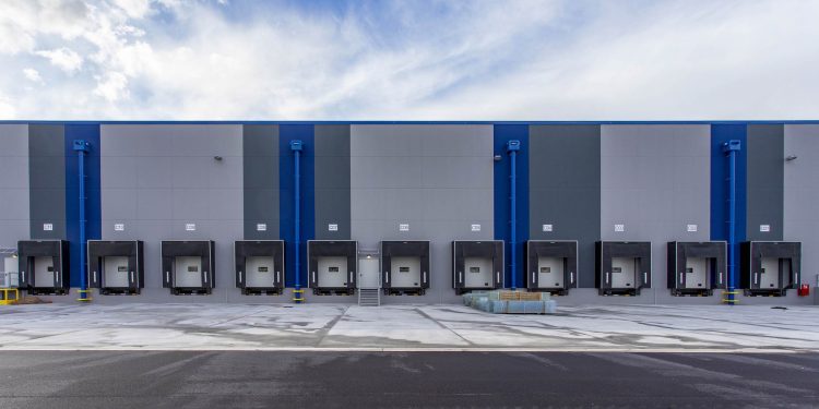 Logicor e Kryalos (fondo Mazer) rilevano un’area da 34.000 mq a Sulbiate