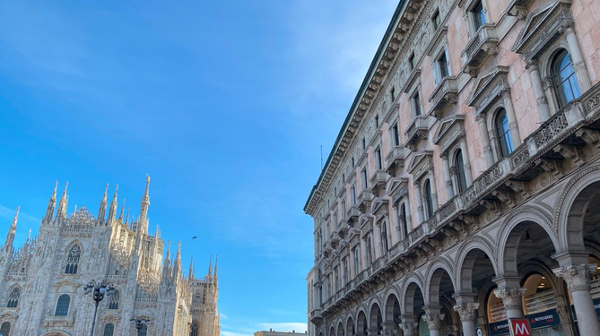 Milano, aggiudicato per 36 anni Palazzo dei Portici Meridionali in Duomo
