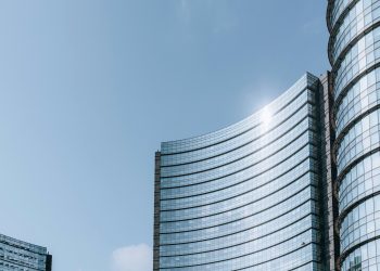 Italia, uffici e alberghi di nuovo nel mirino degli investitori internazionali