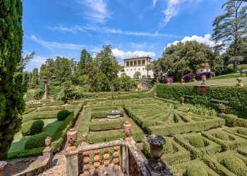 La villa dove Boccaccio scrisse il Decamerone in vendita per oltre 50 mln €