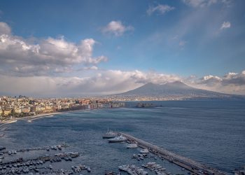 Hotel, Napoli e destinazioni secondarie nel mirino degli operatori