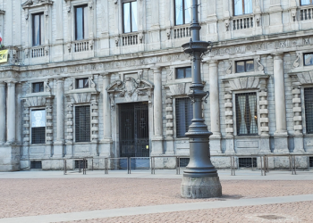 Progettisti contro il Comune di Milano, riaprire uffici urbanistici