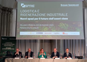 Logistica, in Italia investimenti per 2,4 mld € in 15 mesi