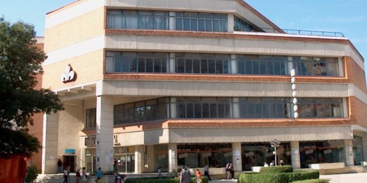 IGD Siiq vende per 3,3 mln di € il centro commerciale ‘Crinul Nou’ in Romania