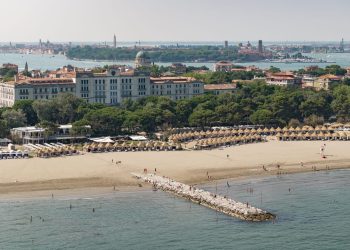 Nuova vita per l’hotel Des Bains, accordo con le banche per Coima e Eagle Hills