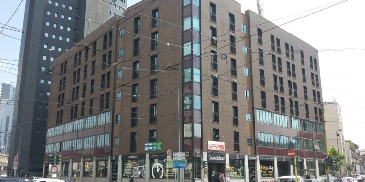 Barings acquisisce l’immobile direzionale di ‘Tazzoli 6’ a Milano