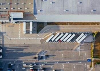Cdp, logistica settore da 120 miliardi e 72mila imprese