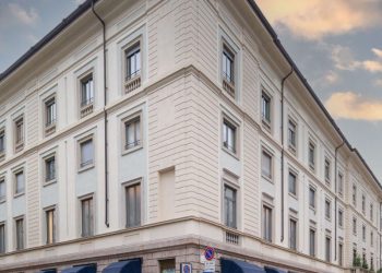 Kering cede il palazzo di via Monte Napoleone per 1,1 mld di euro ad Al-Mirqab
