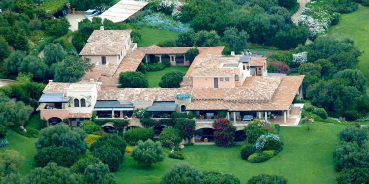 Villa Certosa passa alla famiglia reale del Qatar