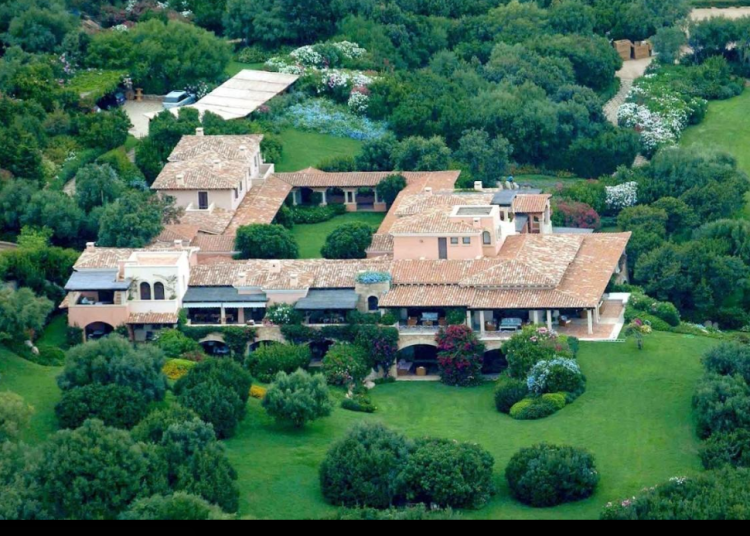 Villa Certosa passa alla famiglia reale del Qatar